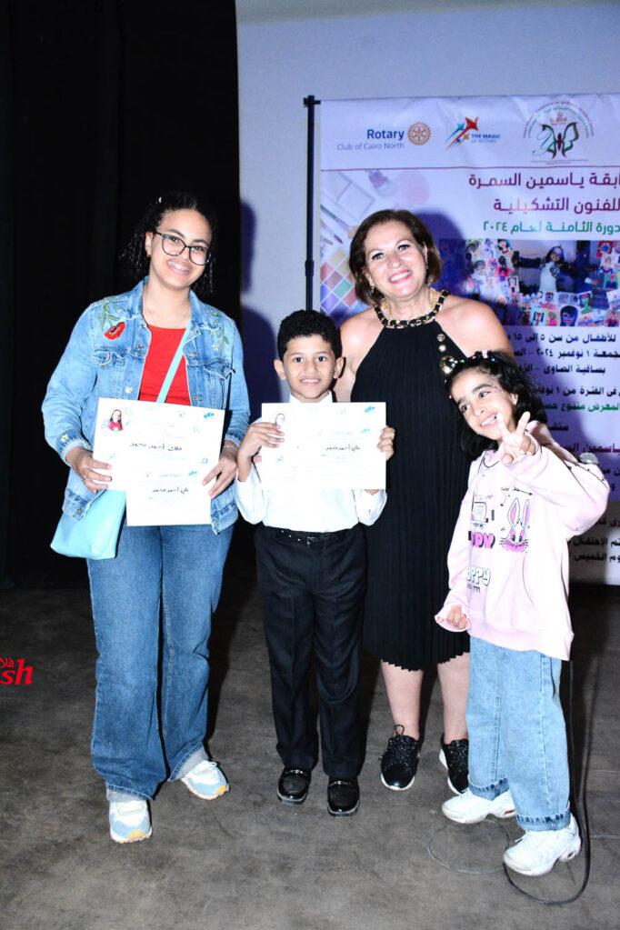 توزيع الشهادات والدروع الدورة الثامنة لمسابقه ياسمين السمرة للفنون التشكيلية فى ساقية الصاوى 51 13 1 1