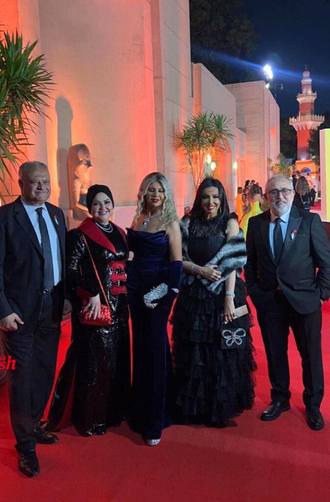 نجوم الفن والإعلام في حفل افتتاح مهرجان القاهره السينمائي الدولي الـ ٤٥ 40 99 2