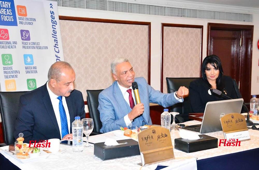 ندوة الخبير العسكري العميد سمير راغب في روتاري كايرو ريفر نايل 39 585 6