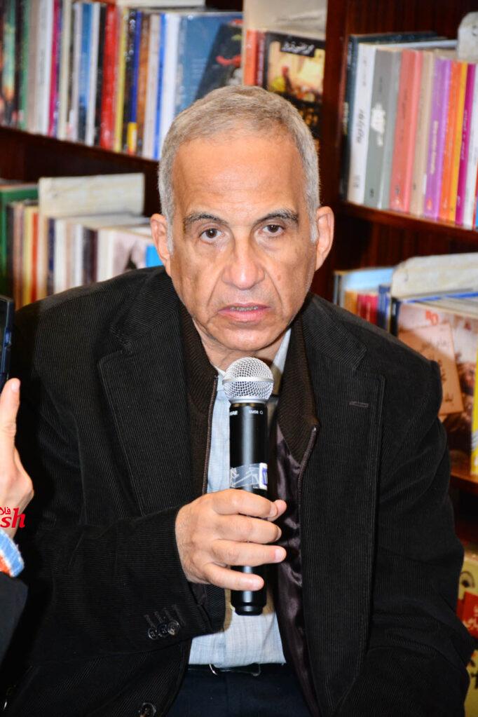 حفل توقيع ( ألهمنَ العالم ).. رحلة د.سراج الدين ياسين في استكشاف عبقريات نسائية 26 5 2 3
