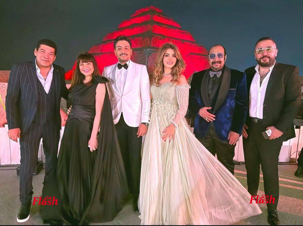 أول صورة من حفل زفاف ليلى أحمد زاهر وهشام جمال 213 2 4