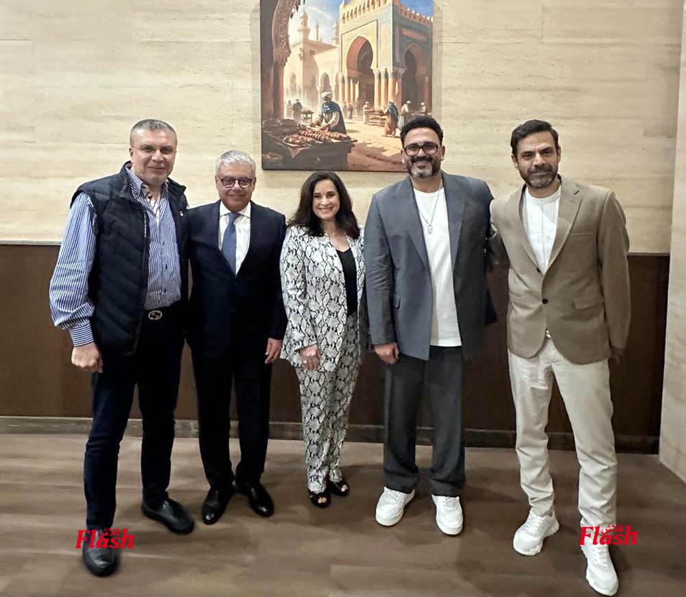 السفراء في عرض مسرحيه "الف تيته وتيته" بجده 23 3 1