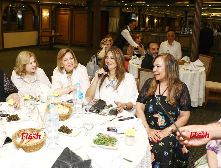 تسليم وتسلم رئاسه نادي روتاري جيزة كرنك 54 1 40