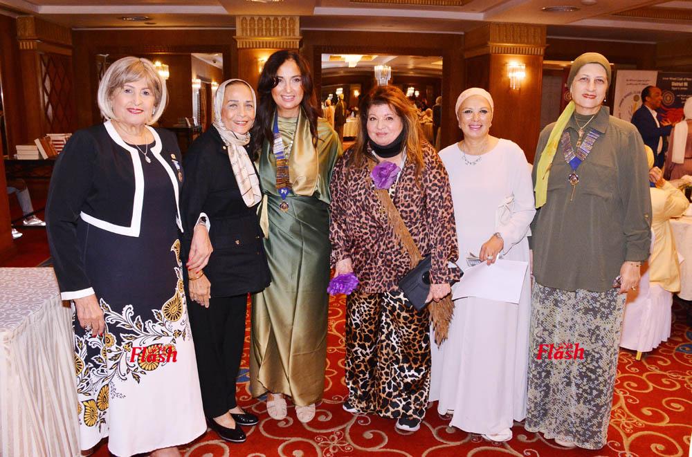 اجتماع نادى الكتاب لنوادى إينرويل مدينة نصر و نيو كايرو 32 10 3