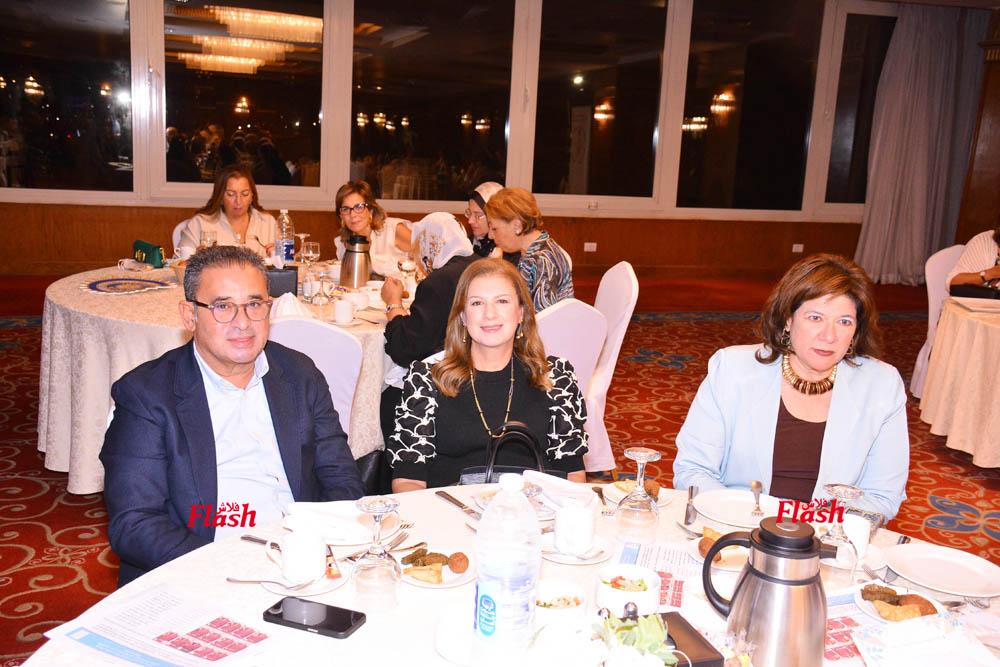 اجتماع نادى الكتاب لنوادى إينرويل مدينة نصر و نيو كايرو 35 10 5