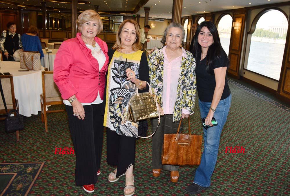 اجتماع رئيسه المنطقة هناء السادات مع اينرويل غرب القاهره 32 10 3 1