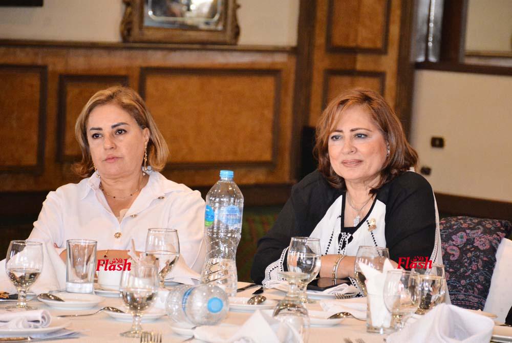 ندوة للكاتبة والأديبة منى عارف مع إينرويل لوتس مصر وإينرويل النيل 42 16 1 3