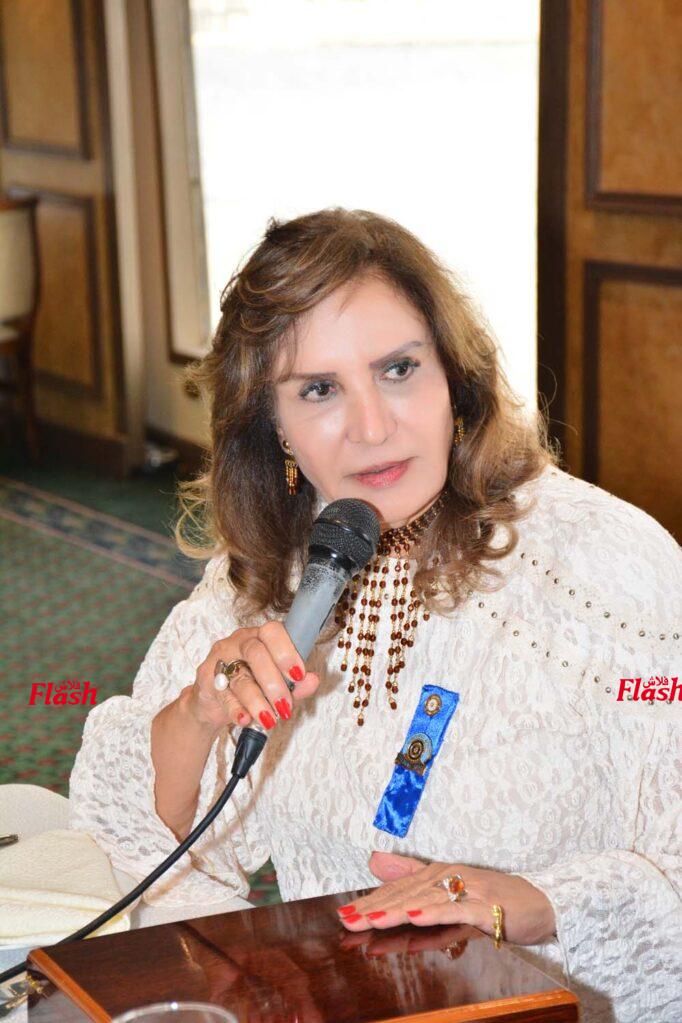 اجتماع رئيسه المنطقة هناء السادات مع اينرويل غرب القاهره 27 8 2 6