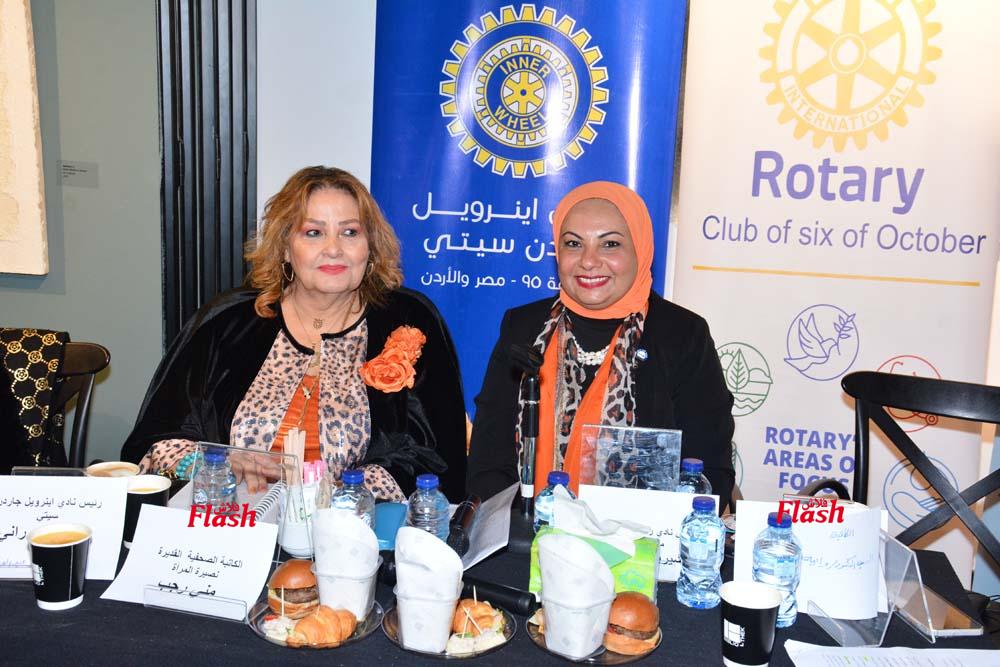 ندوة الكاتبه الصحفية مني رجب بمناسبه اليوم العالمي للقضاء علي العنف ضد المرأة 74 19 1 2