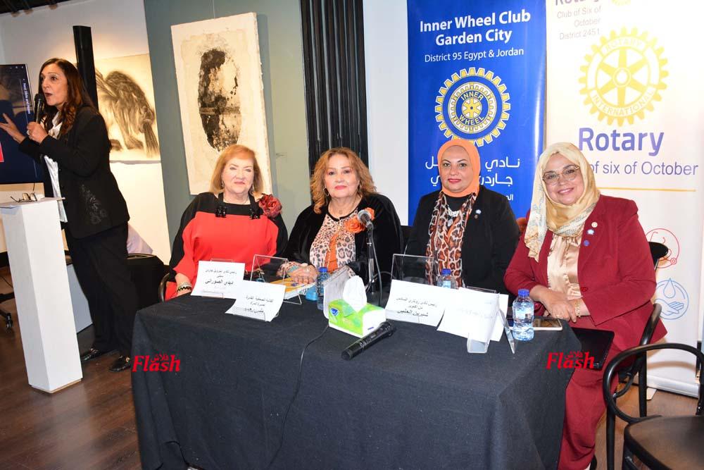 ندوة الكاتبه الصحفية مني رجب بمناسبه اليوم العالمي للقضاء علي العنف ضد المرأة 20 2 5