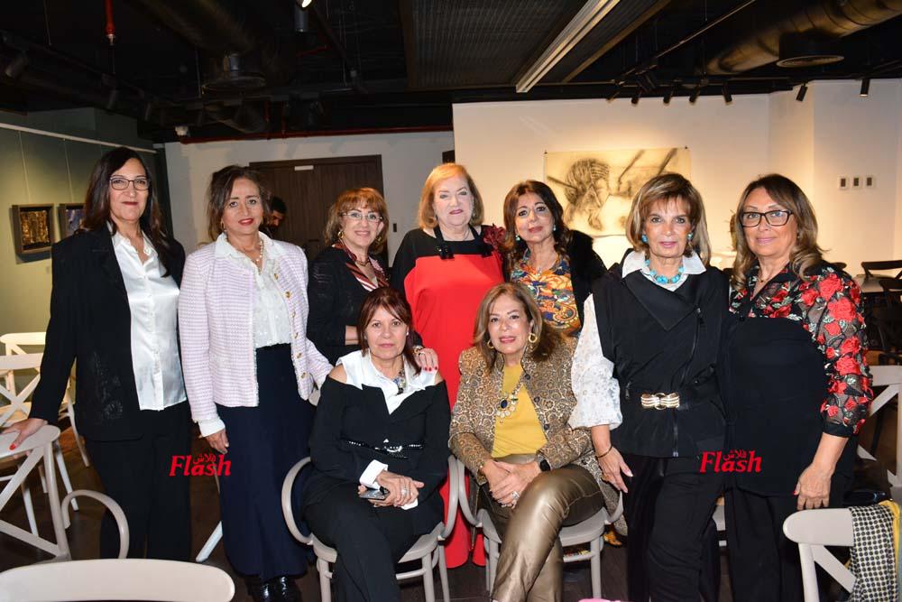 ندوة الكاتبه الصحفية مني رجب بمناسبه اليوم العالمي للقضاء علي العنف ضد المرأة 78 DSC 0012