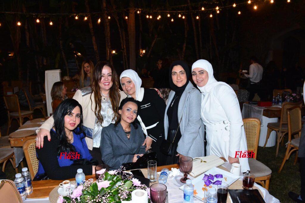 تجمع سيدات المجتمع في احتفال وحب دكتور.حنان كريمه 54 15 6