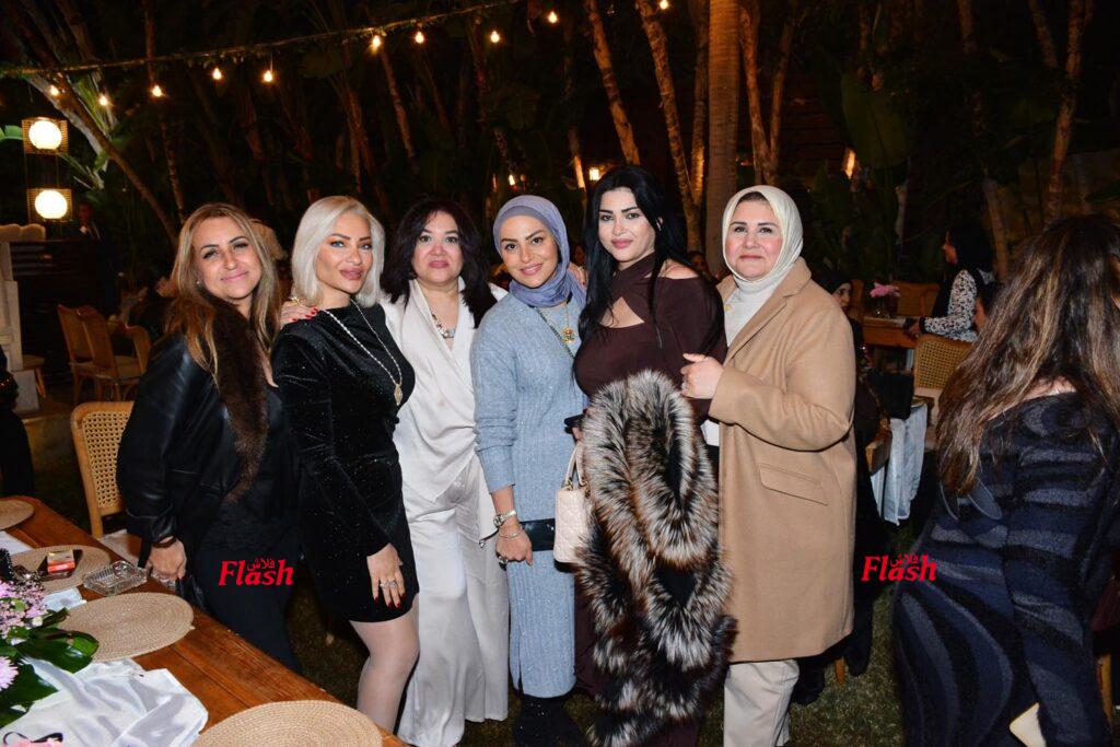 تجمع سيدات المجتمع في احتفال وحب دكتور.حنان كريمه 57 16 4