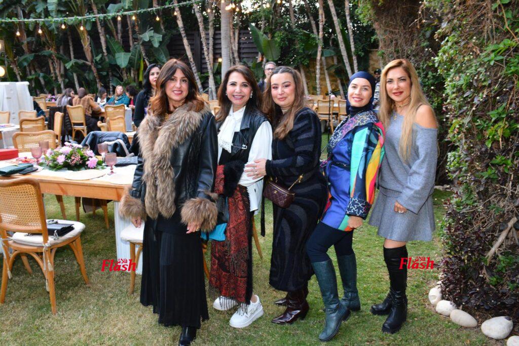 تجمع سيدات المجتمع في احتفال وحب دكتور.حنان كريمه 66 18 3 1