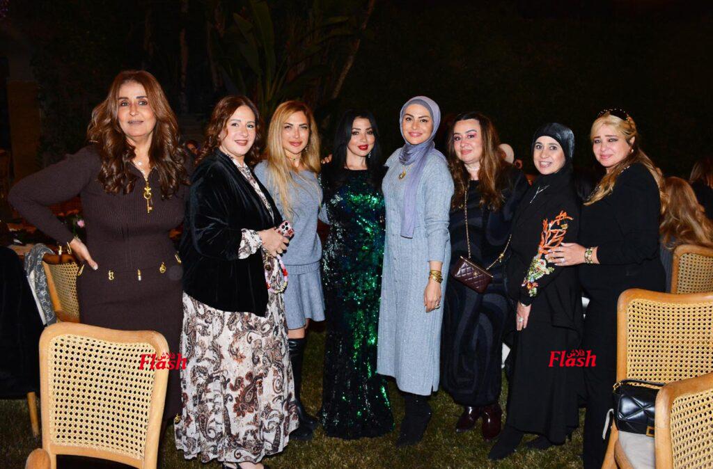 تجمع سيدات المجتمع في احتفال وحب دكتور.حنان كريمه 89 26 1 1