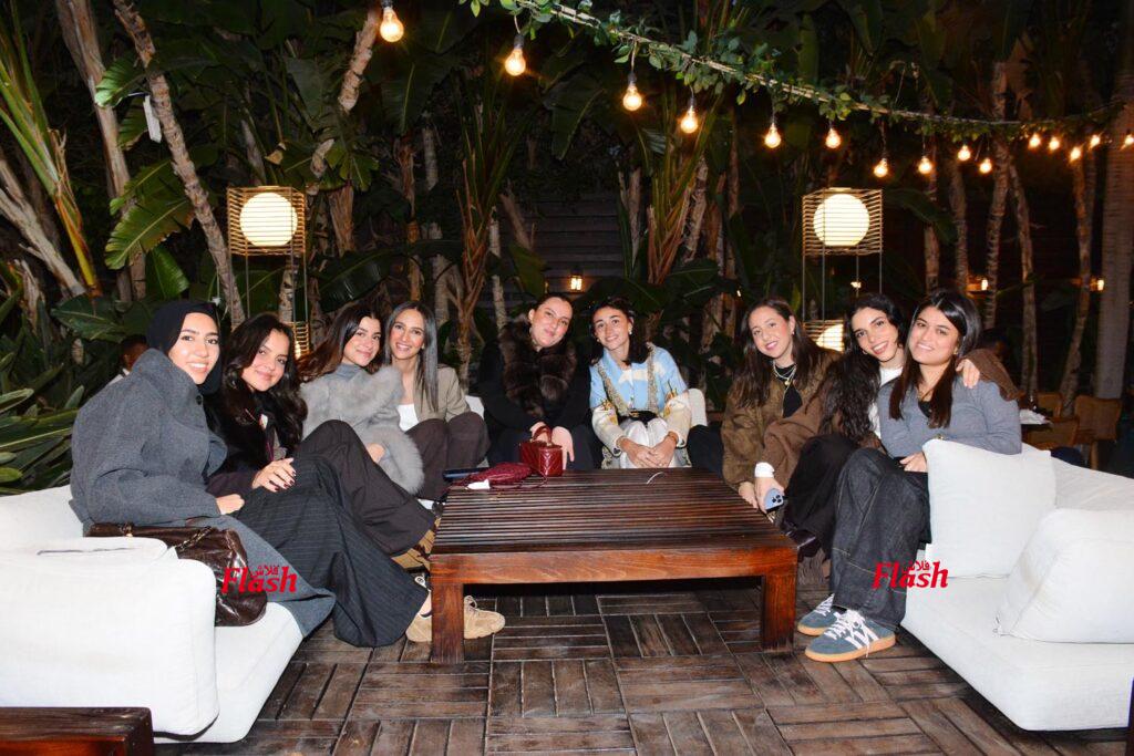 تجمع سيدات المجتمع في احتفال وحب دكتور.حنان كريمه 21 3 6