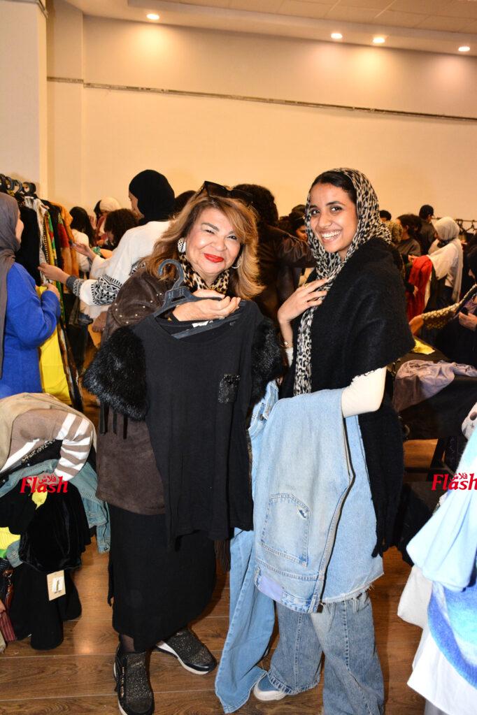 معرض للملابس بكلية الفنون الجميلة لإنرويل لوتس مصر وروتاري قصرالنيل 27 7 1