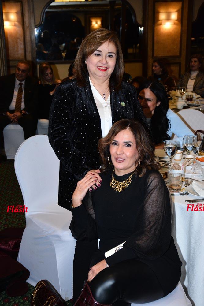 ندوة مشتركه لنادي إينرويل الجيزه ونادي لاينز بيڤرلي هيلز في حوار مفتوح للكاتب والإعلامي إبراهيم عيسي 48 15 2