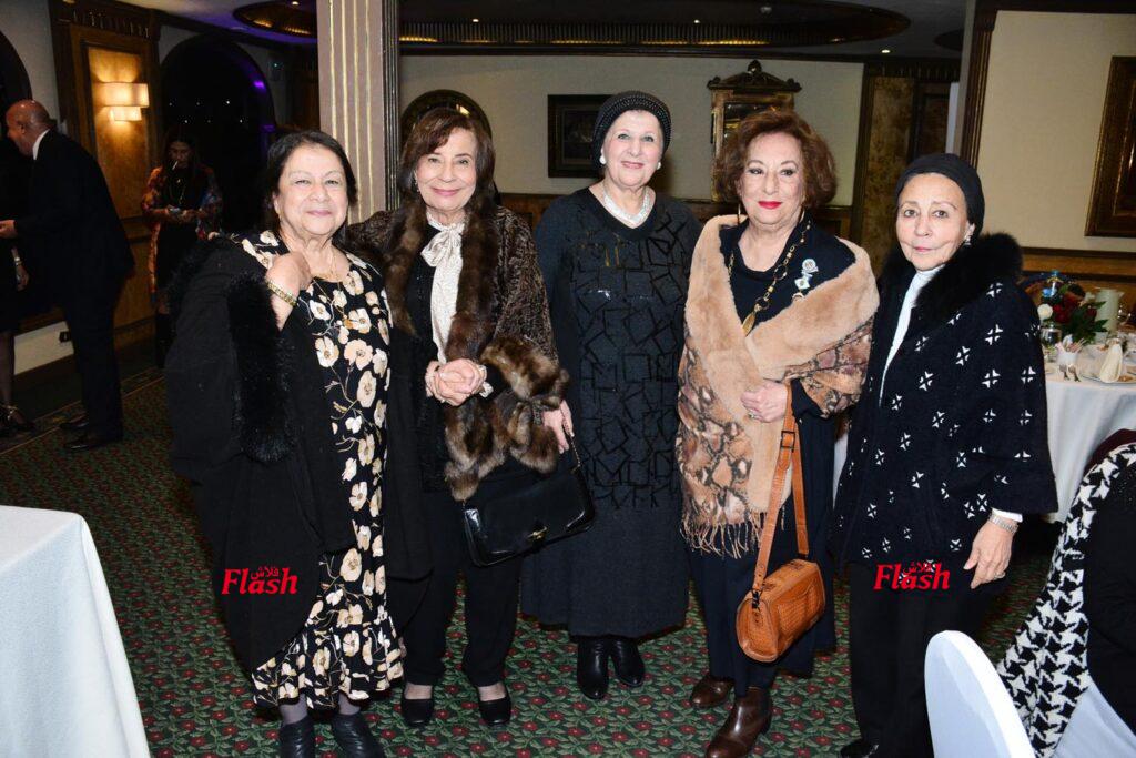 ندوة مشتركه لنادي إينرويل الجيزه ونادي لاينز بيڤرلي هيلز في حوار مفتوح للكاتب والإعلامي إبراهيم عيسي 54 18 2