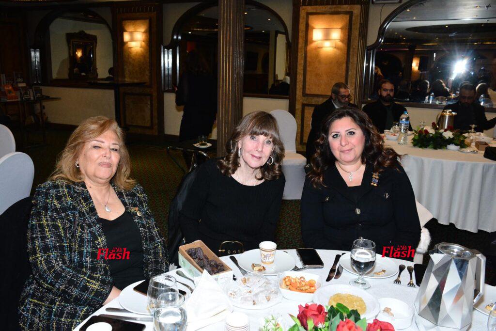 ندوة مشتركه لنادي إينرويل الجيزه ونادي لاينز بيڤرلي هيلز في حوار مفتوح للكاتب والإعلامي إبراهيم عيسي 67 25 1