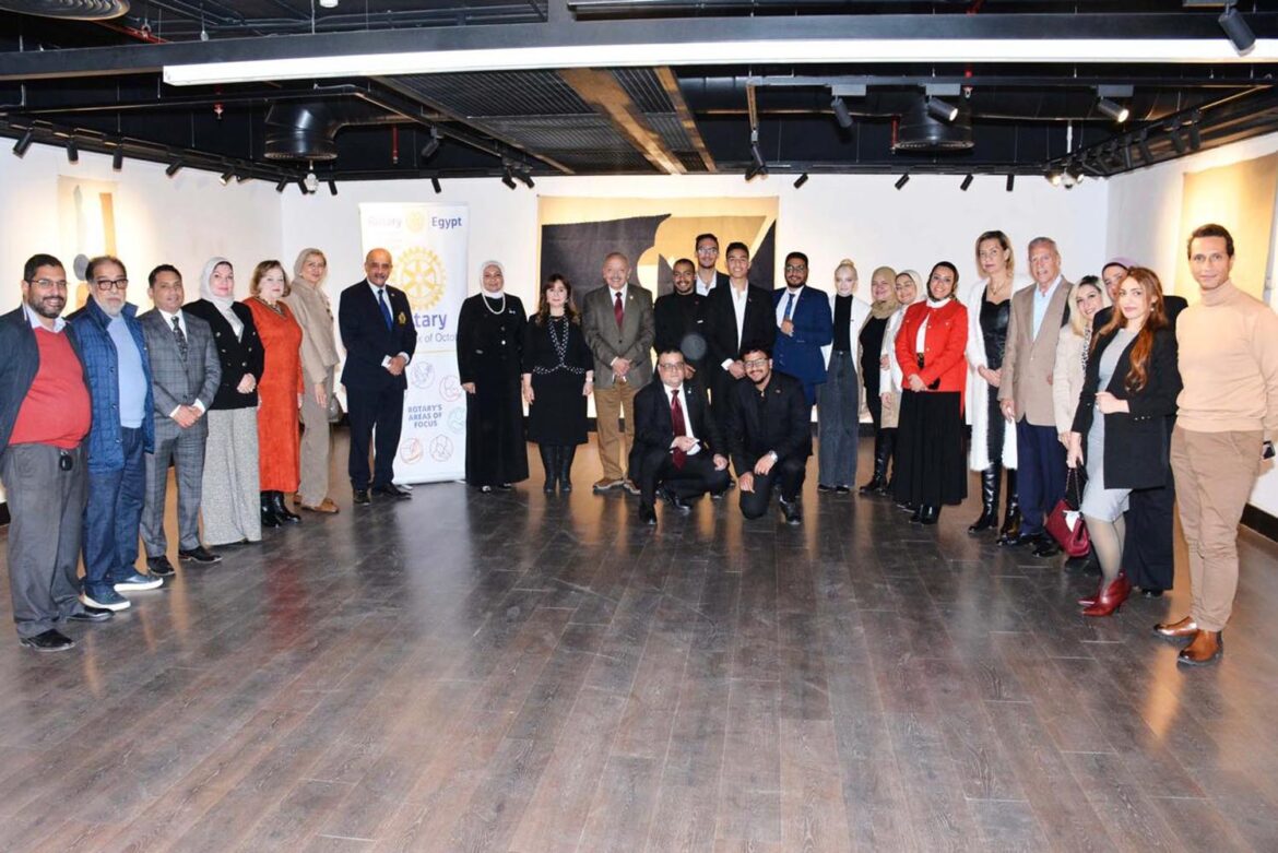 زيارة محافظ المنطقة الروتارية لنادي روتاري السادس من أكتوبر