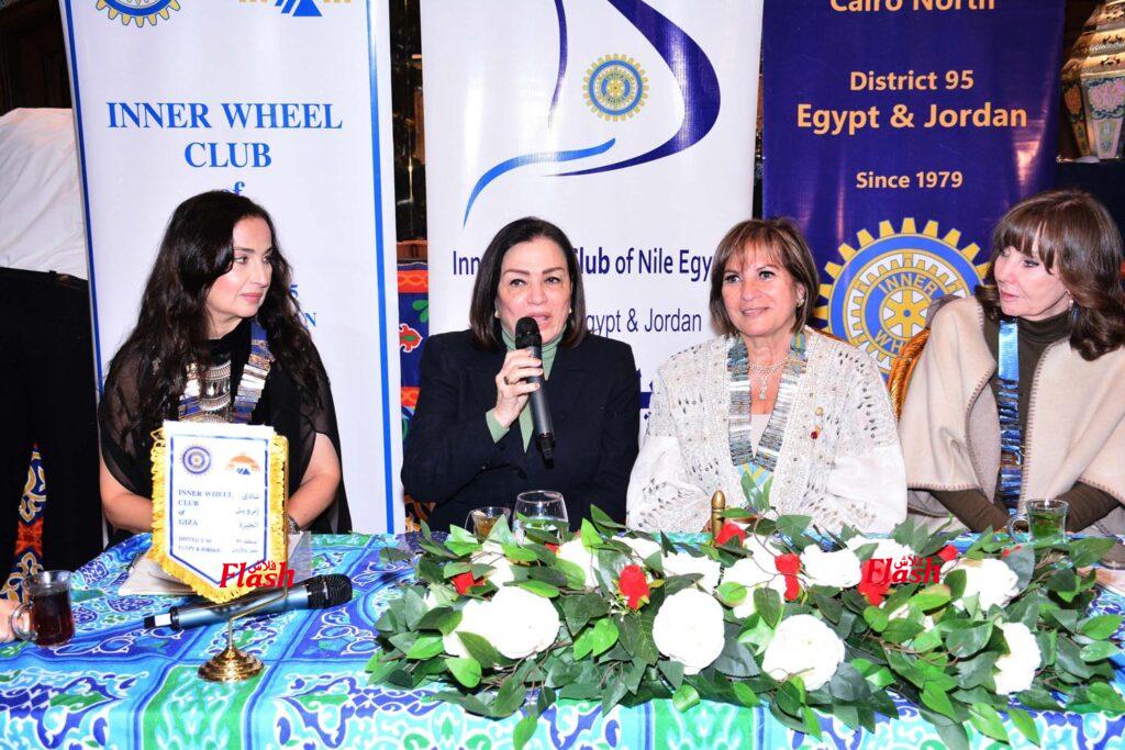 افطار وندوة مشتركه لنادي إينرويل الجيزه والقاهره شمال والنيل والجزيره مع المحامية الدكتورة / مني ذو الفقار 37 10