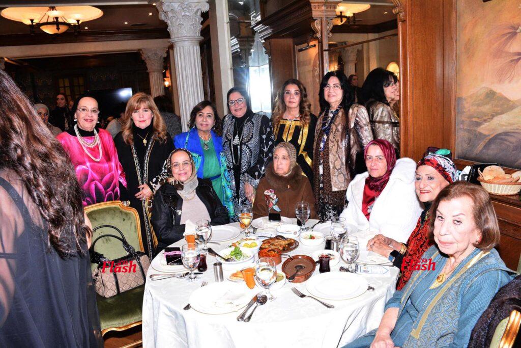 افطار وندوة مشتركه لنادي إينرويل الجيزه والقاهره شمال والنيل والجزيره مع المحامية الدكتورة / مني ذو الفقار 46 14 3 3