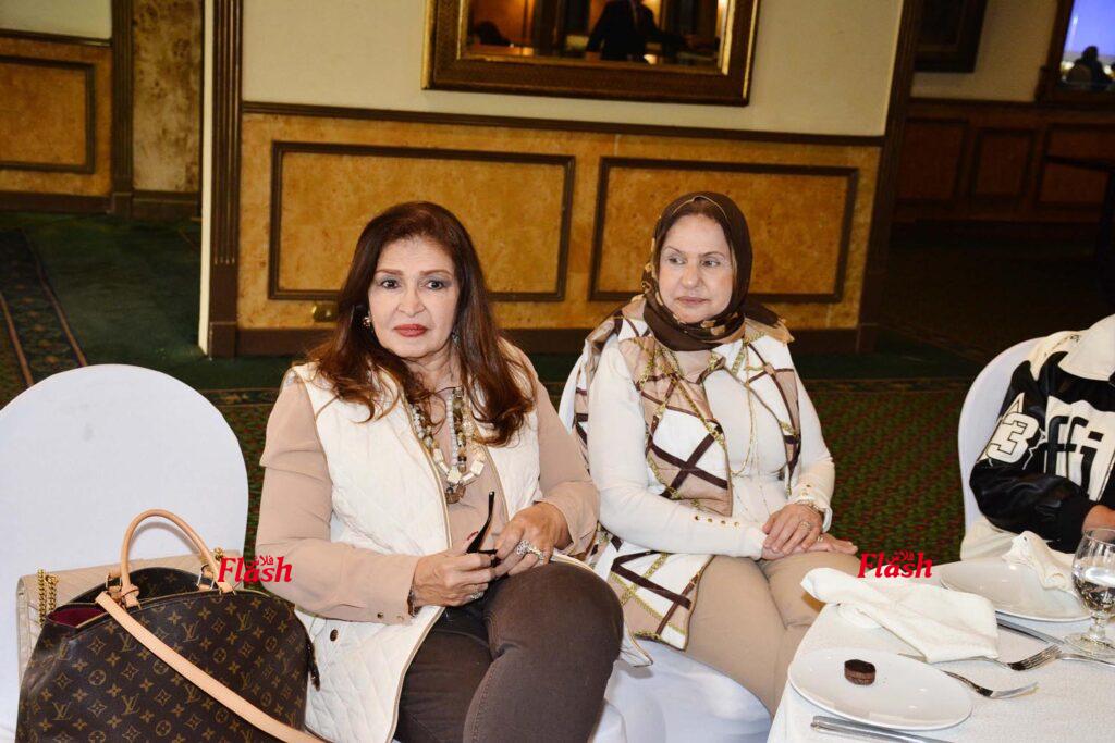 زيارة رئيسة المنطقة لاينرويل جاردن سيتي 42 19 1 1