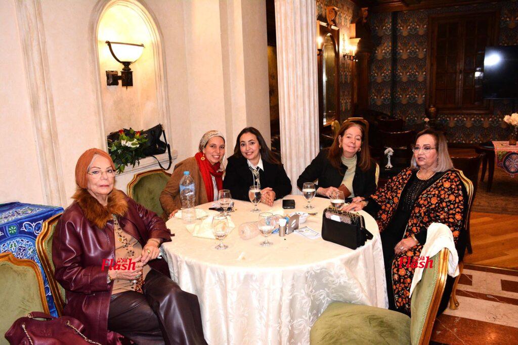 افطار وندوة مشتركه لنادي إينرويل الجيزه والقاهره شمال والنيل والجزيره مع المحامية الدكتورة / مني ذو الفقار 69 22 6