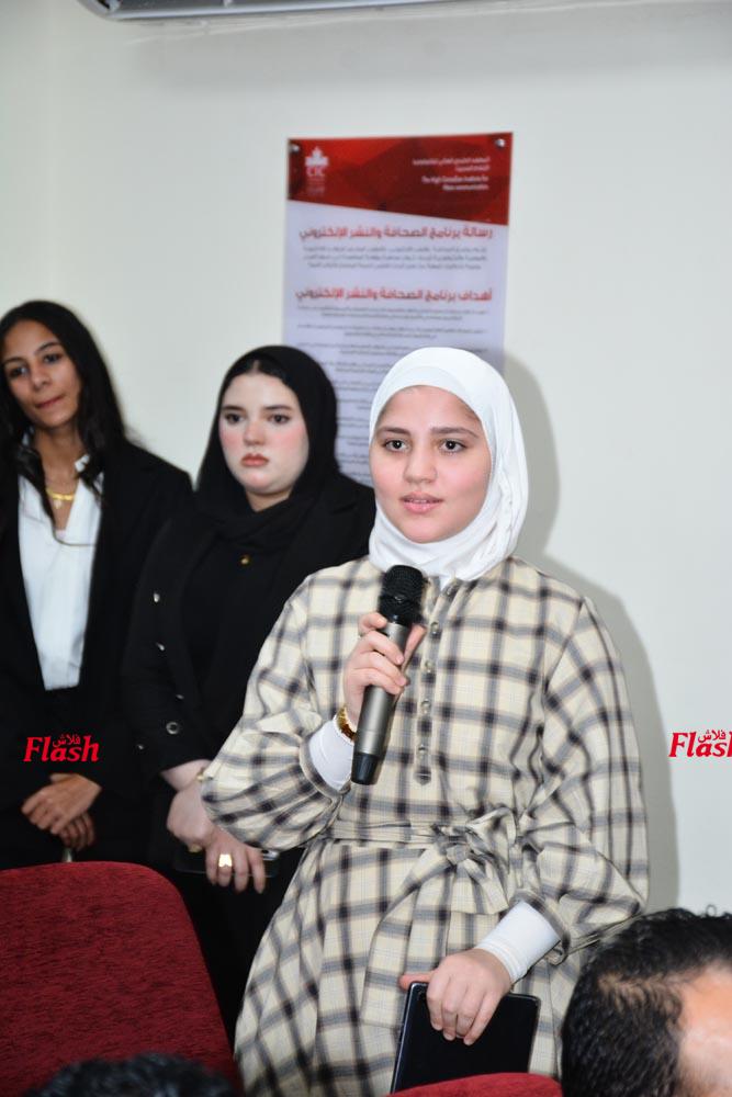 برنامج تنمية المهارات القيادية الشبابية بالتعاون مع الجامعة الكندية الدولية (CIC) 66 23 4