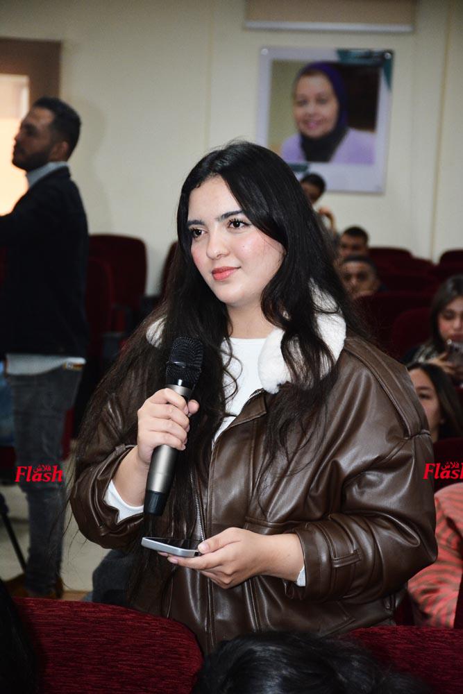 برنامج تنمية المهارات القيادية الشبابية بالتعاون مع الجامعة الكندية الدولية (CIC) 65 23 5