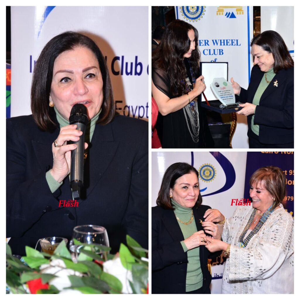 افطار وندوة مشتركه لاندية الاينرويل الجيزه والقاهره شمال والنيل والجزيره ورئيسة المنطقة هناء السادات مع المحامية الدكتورة / مني ذو الفقار 20 5ba8dae7 0dc9 4003 9300 f601f9e73cb8