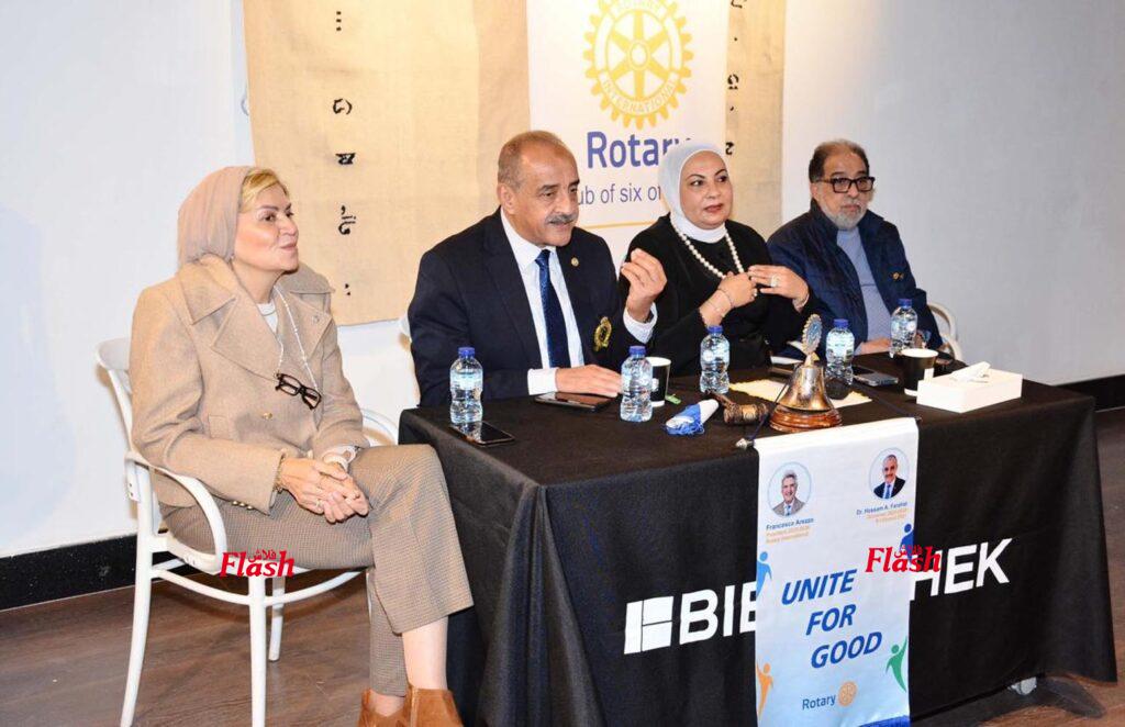 زيارة محافظ المنطقة الروتارية لنادي روتاري السادس من أكتوبر 27 6 1 1