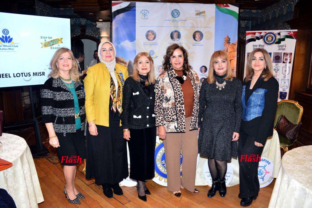 توقيع بروتوكول تعاون لتوصيل المياة لقرى الفيوم بين اندية الاينرويل المنطقة ٩٥ مصر والاردن وجمعية الاورمان 70 DSC 0164