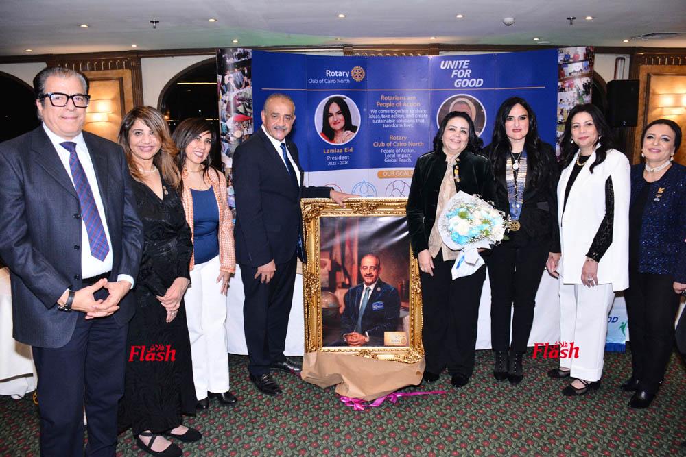 زيارة المحافظ دكتور حسام فرحات لروتاري كايرو نورث 35 14 1 7