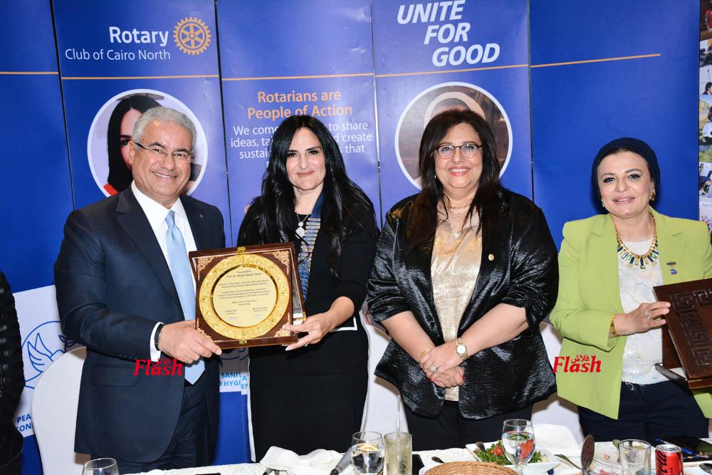 ندوة روتاري كايرو نورث "الوعي مسؤوليتنا" مع الدكتور/ عبد الناصر عمر 19 02