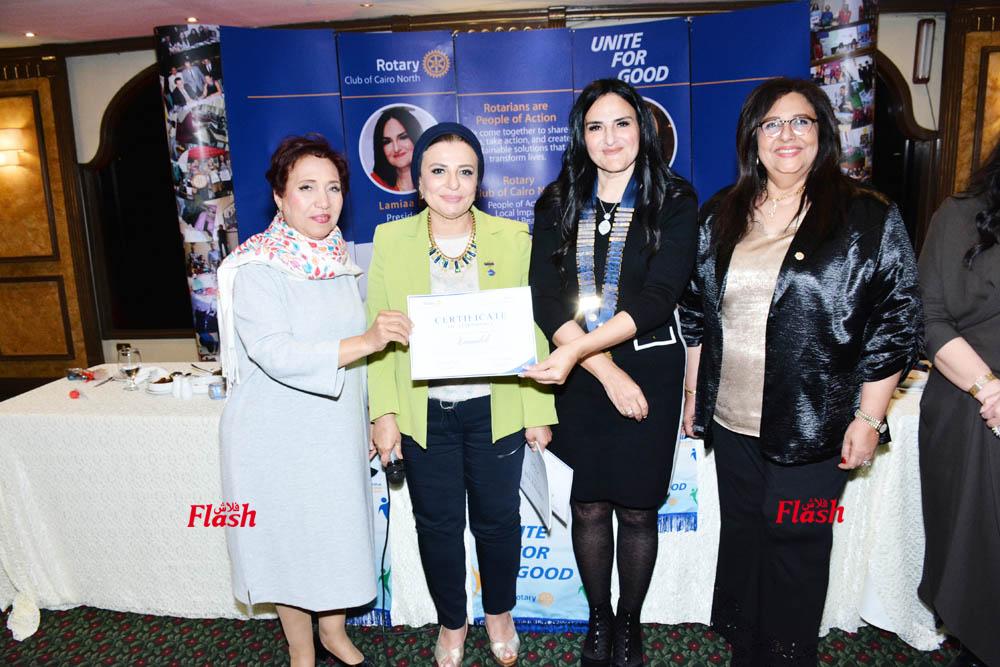 ندوة روتاري كايرو نورث "الوعي مسؤوليتنا" مع الدكتور/ عبد الناصر عمر 52 13 5