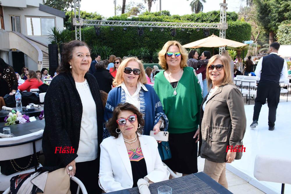 سيدات المجتمع يلتقين في ” يوم ليكي “ وحفل فرقة الست 62 17 5