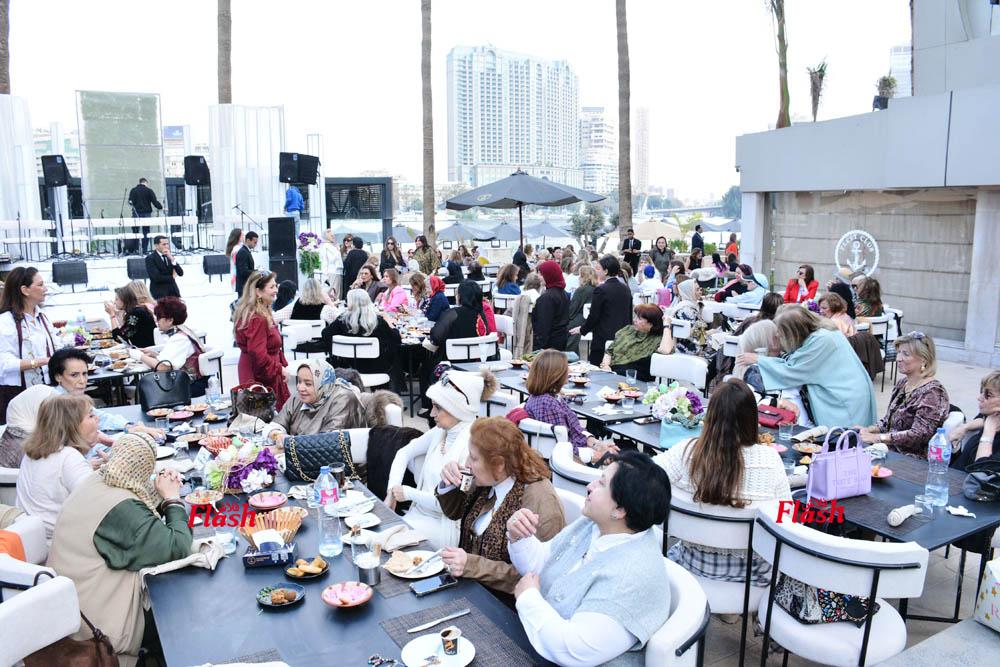 سيدات المجتمع يلتقين في ” يوم ليكي “ وحفل فرقة الست 65 18 3