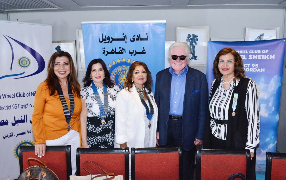 الفنان حسين فهمي في ندوة اينراويل غرب القاهره وشرم الشيخ والنيل